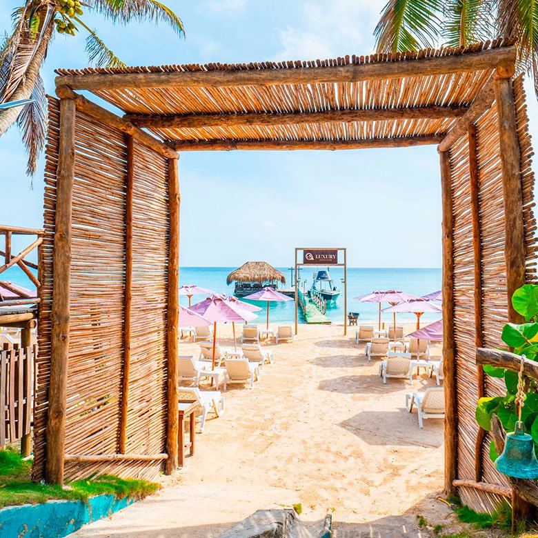 Luxury Beach Club