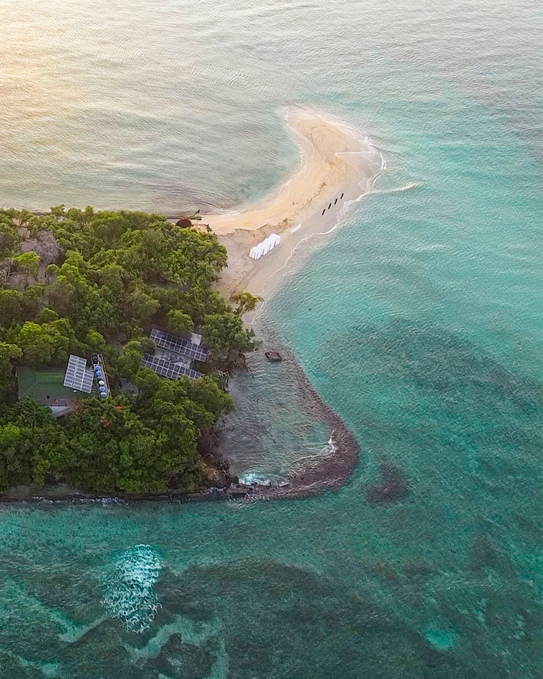 Isla Corona - Image 4